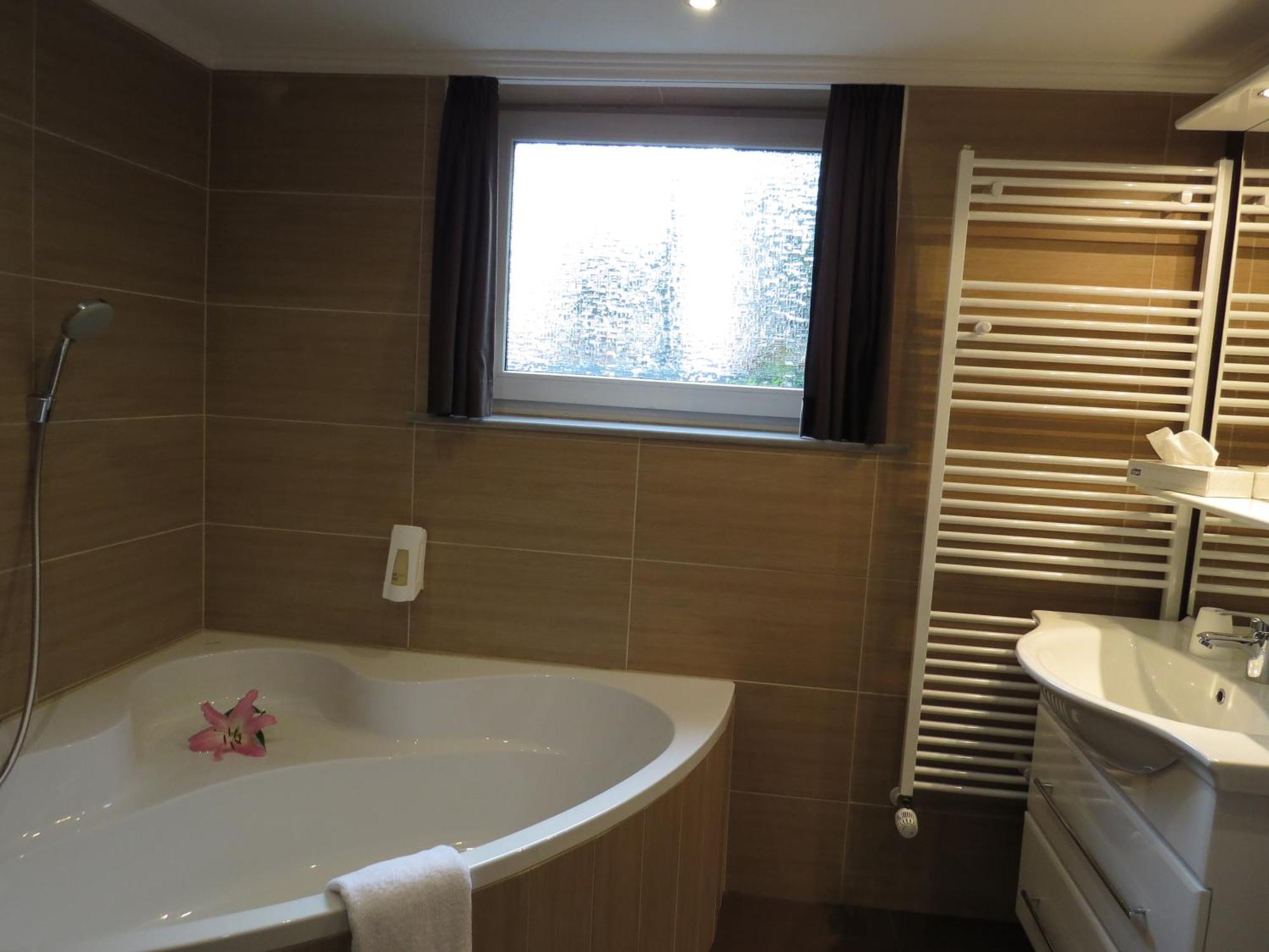 Turmhotel Weserblick BRE 외부 사진